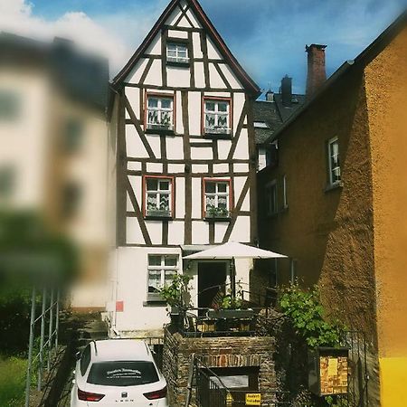 Gaestehaus Pension Romantika In Der Innenstadt Cochem Eksteriør bilde