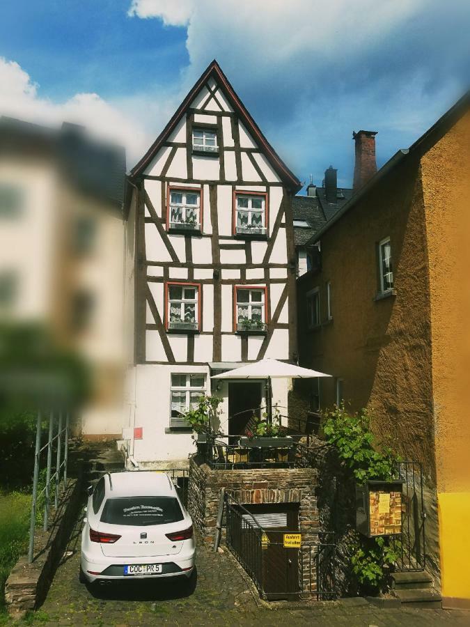 Gaestehaus Pension Romantika In Der Innenstadt Cochem Eksteriør bilde